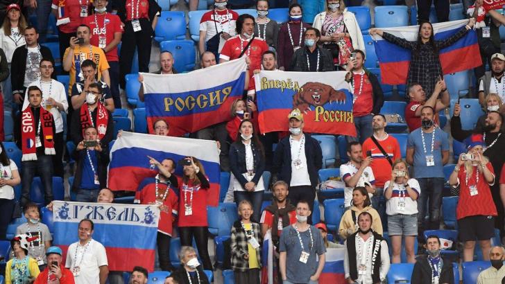 Russia football fans